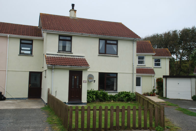 No2 Ennor Close 3 Bedroom House St Marys, Isles of